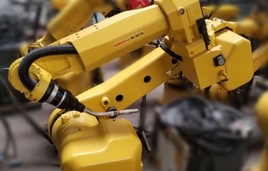 Fan Cheng How to invest in industrial robots?